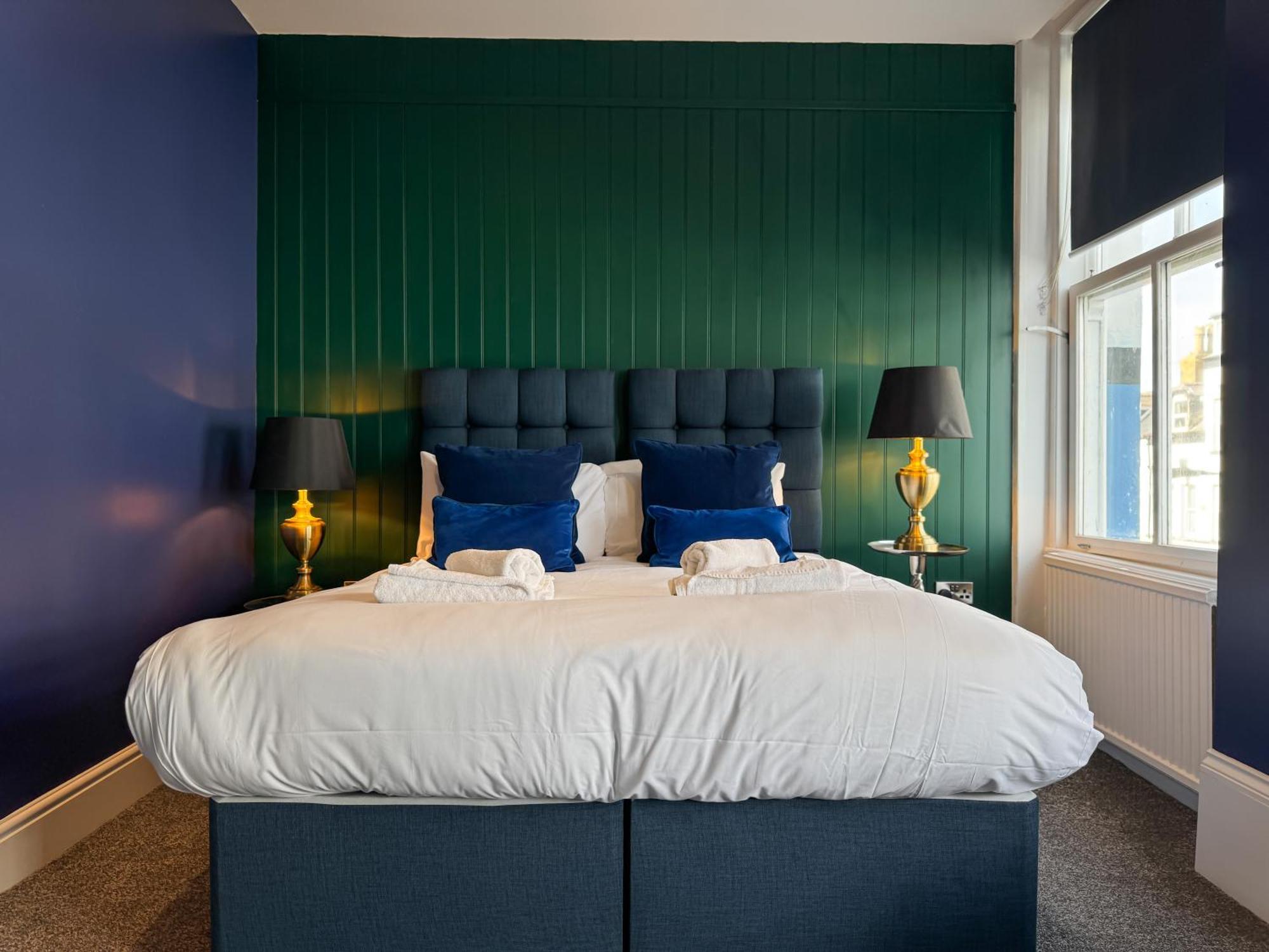 Delmont Hotel Scarborough Zewnętrze zdjęcie